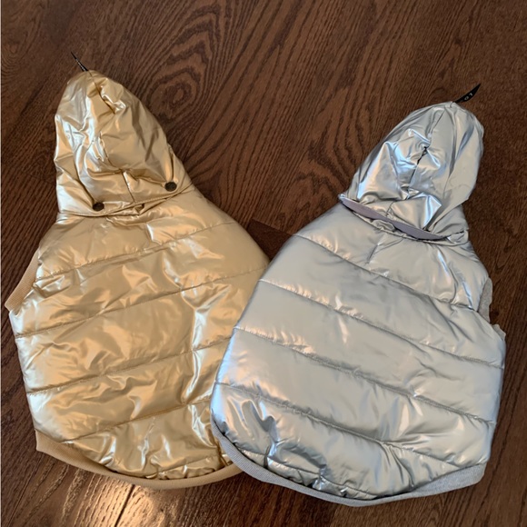 DKNY Dog Coat 🚨SOLD OUT ONLINE!🚨 - Picture 9 of 13